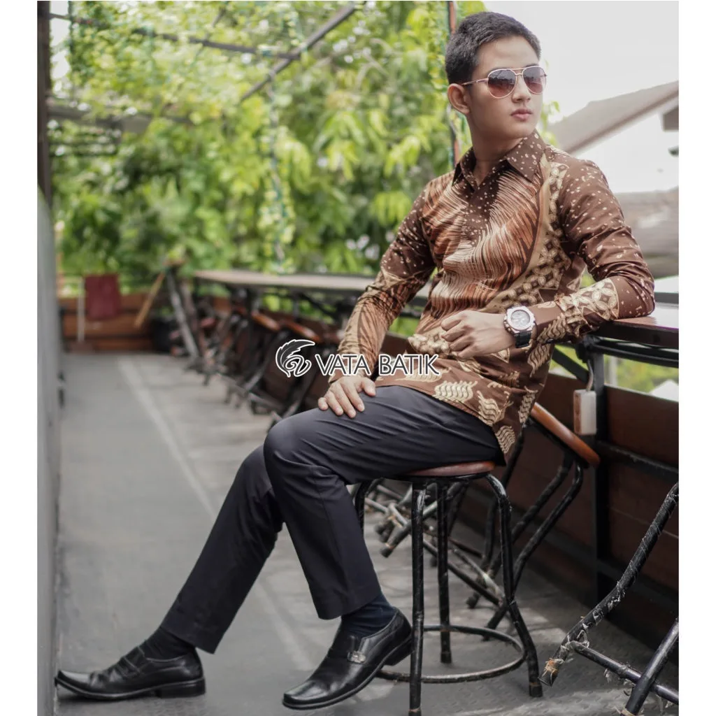 Foto 3 Kemeja Batik Slimfit Premium Vata11P21H