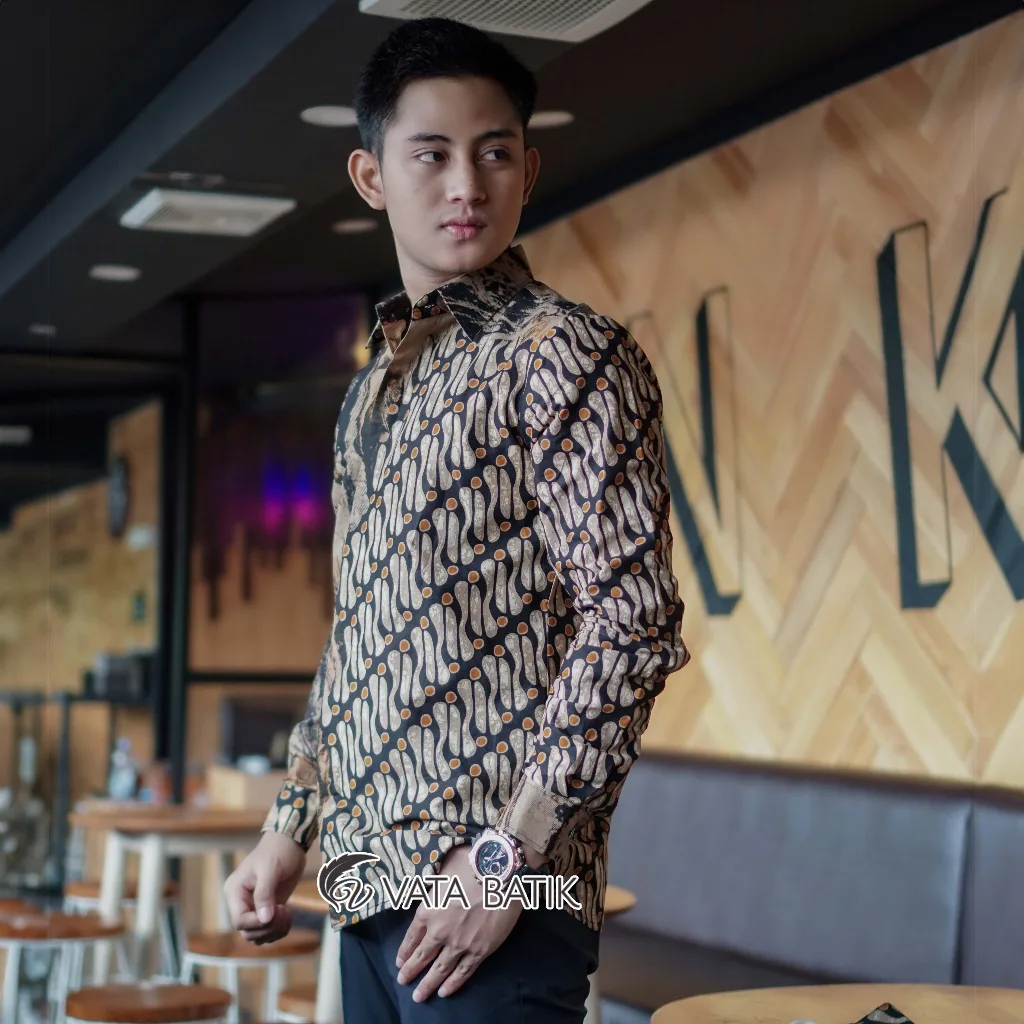 Foto 2 Kemeja Batik Slimfit Premium Vata11P21O
