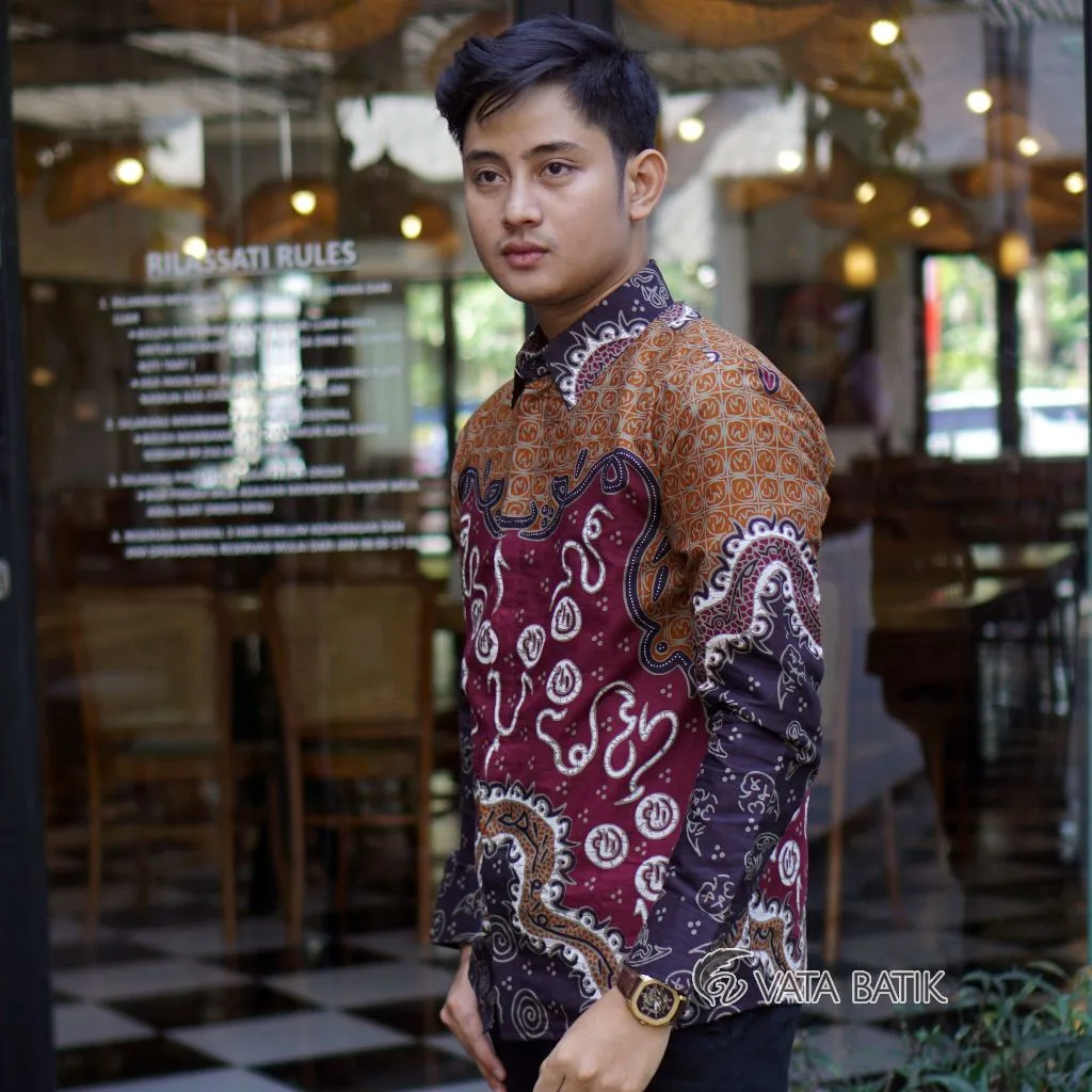 Foto 2 Kemeja Batik Slimfit Premium Vata11P21B